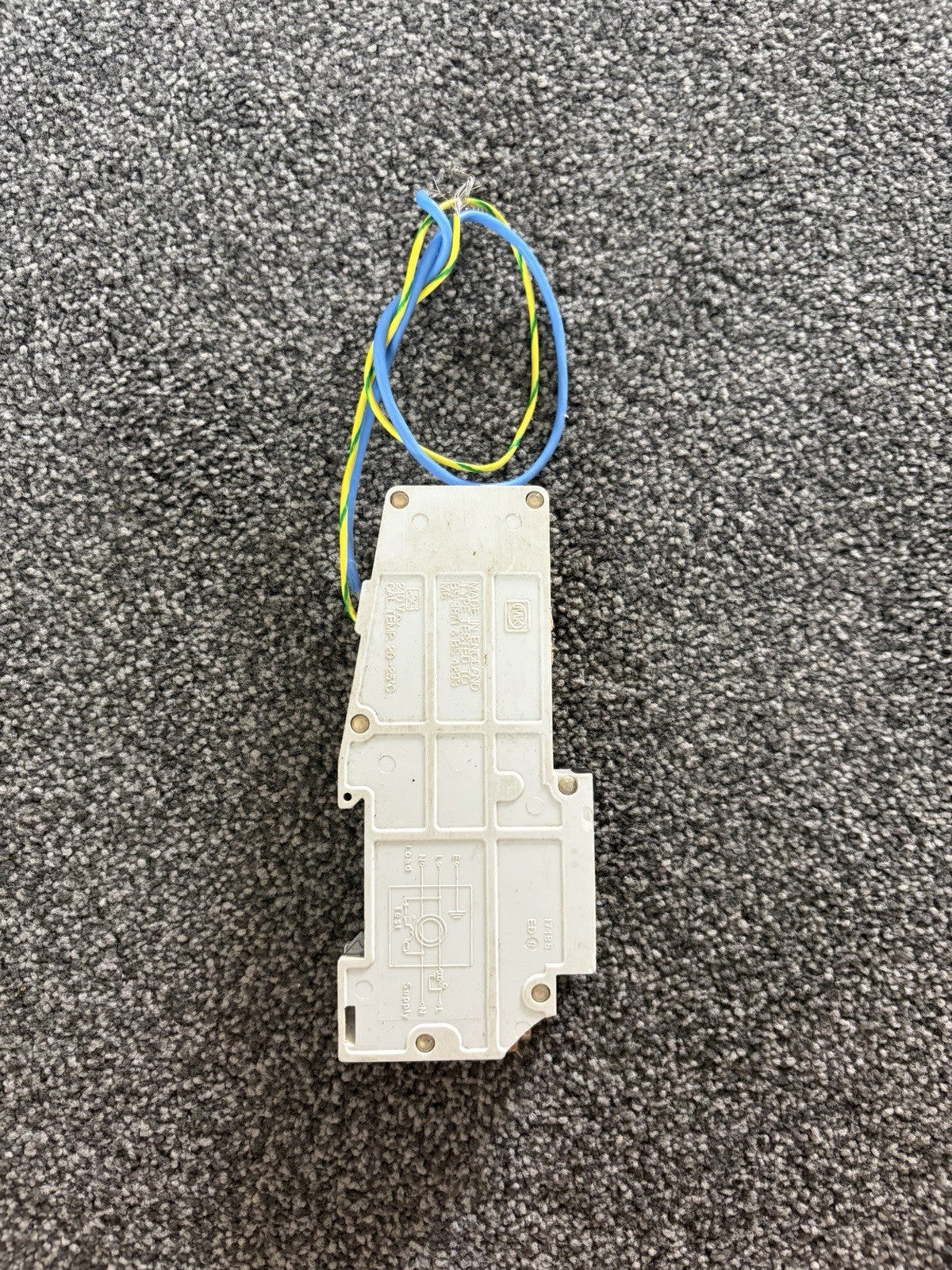 MK 32A 30MA LN6330 RCBO TYPE 2 1 POLE 240V