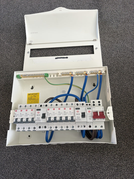 Wylex WNM1772/1 Metal Consumer Unit 100A Main Switch Dual Type A RCD SPD