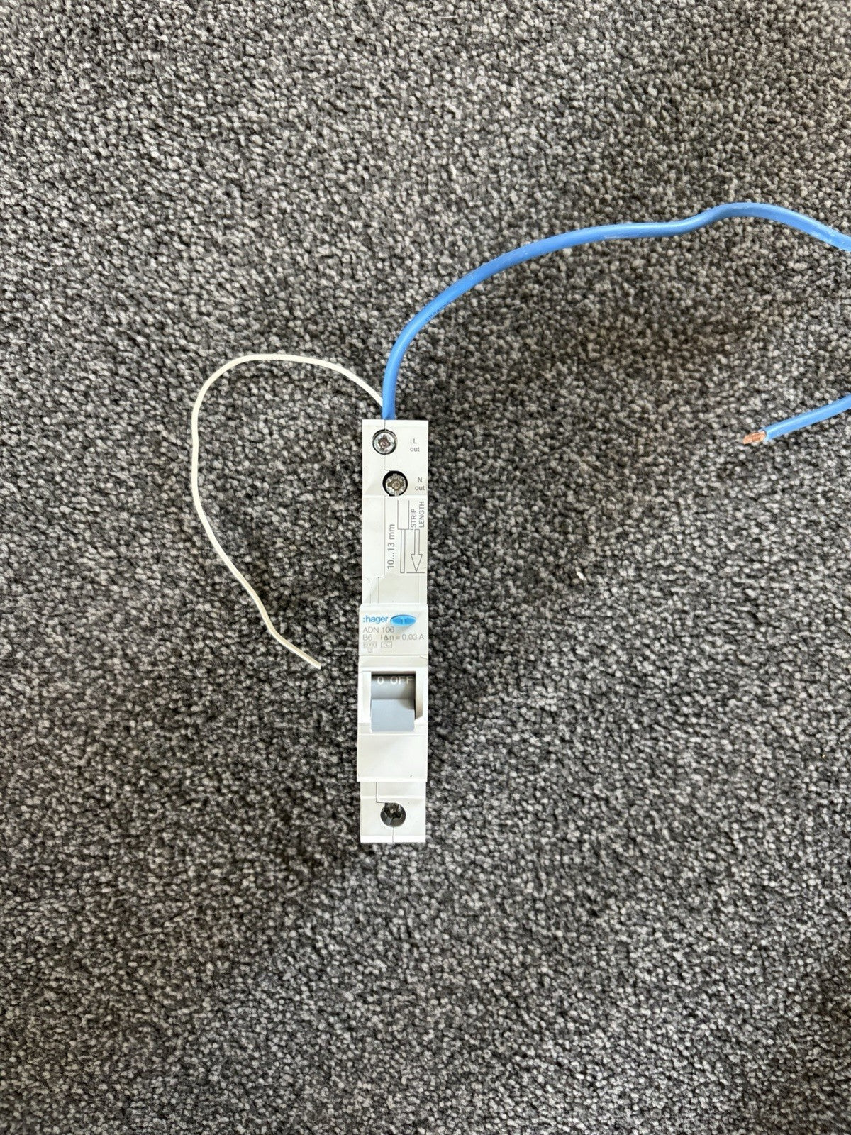 HAGER 6 AMP CURVE B 6kA 30mA RCBO TYPE AC ADN106 106360